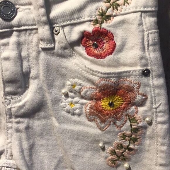 Shorts by indigo rain size 0 ￼ - Picture 4 of 8